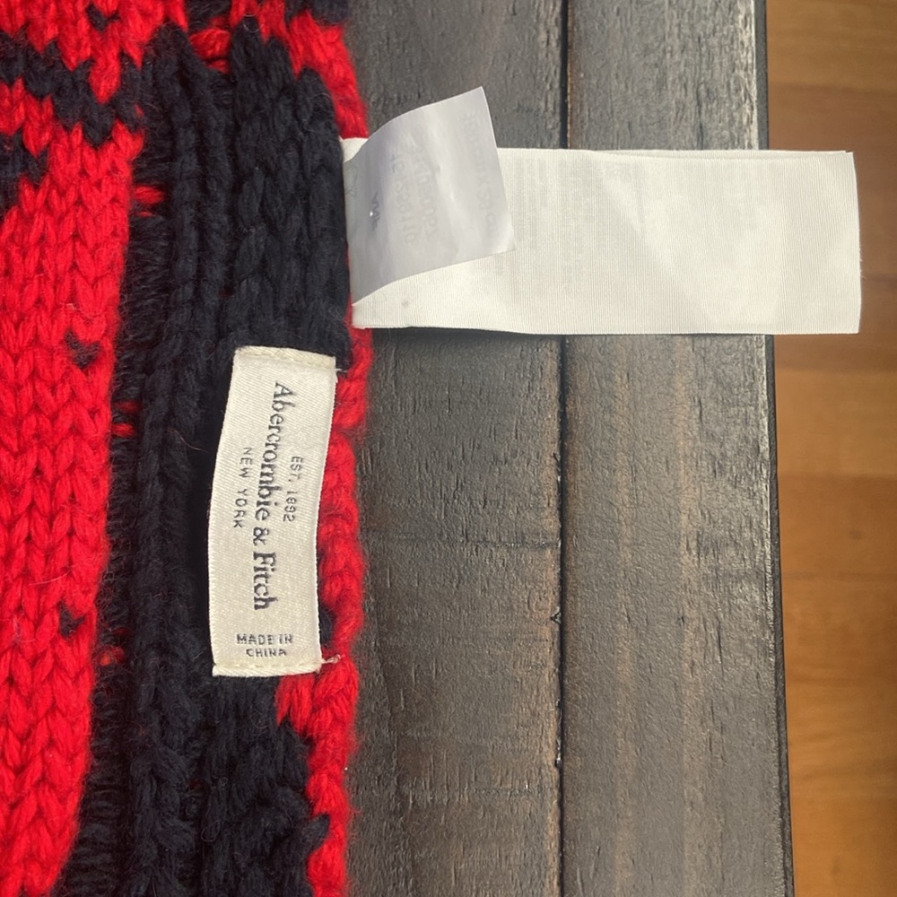 Scarf - Picture 2 of 2